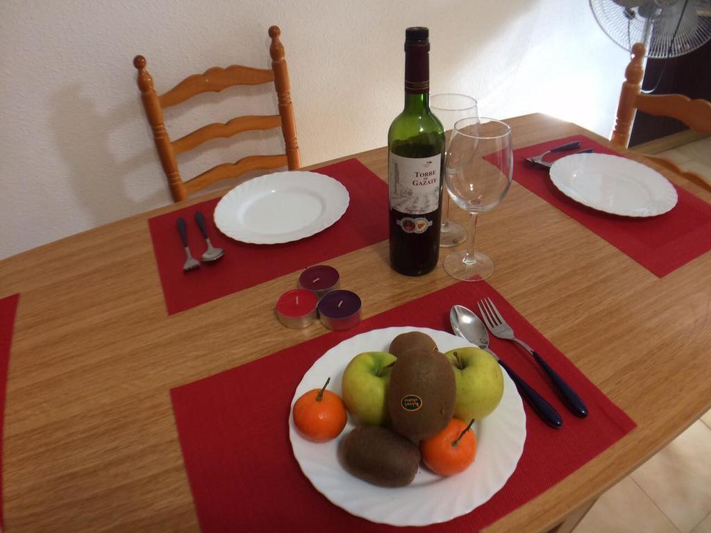 Apartment Asequin Beach Torrevieja Bagian luar foto